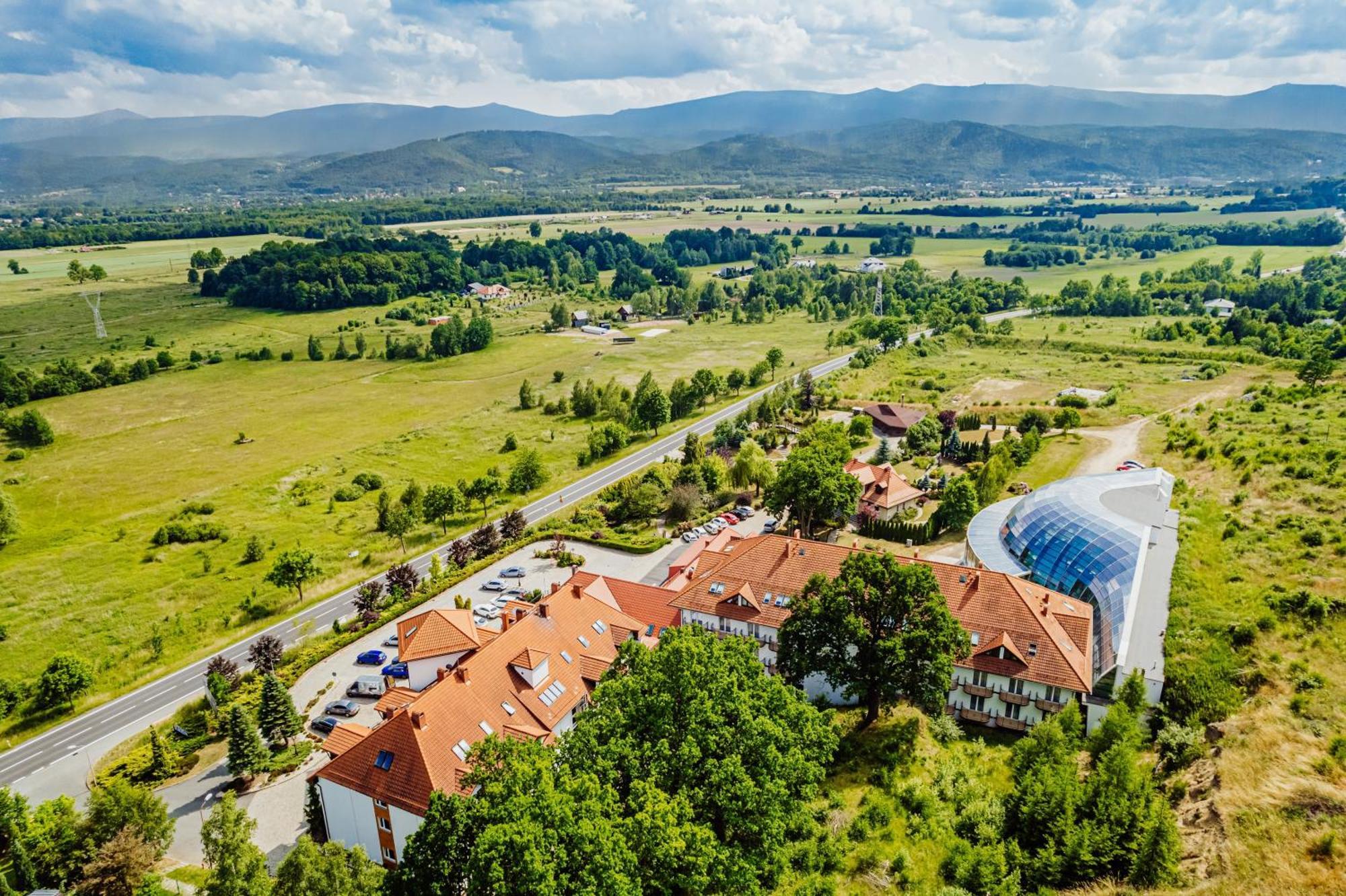 Kyriad Karkonosze Wojcieszyce Zewnętrze zdjęcie